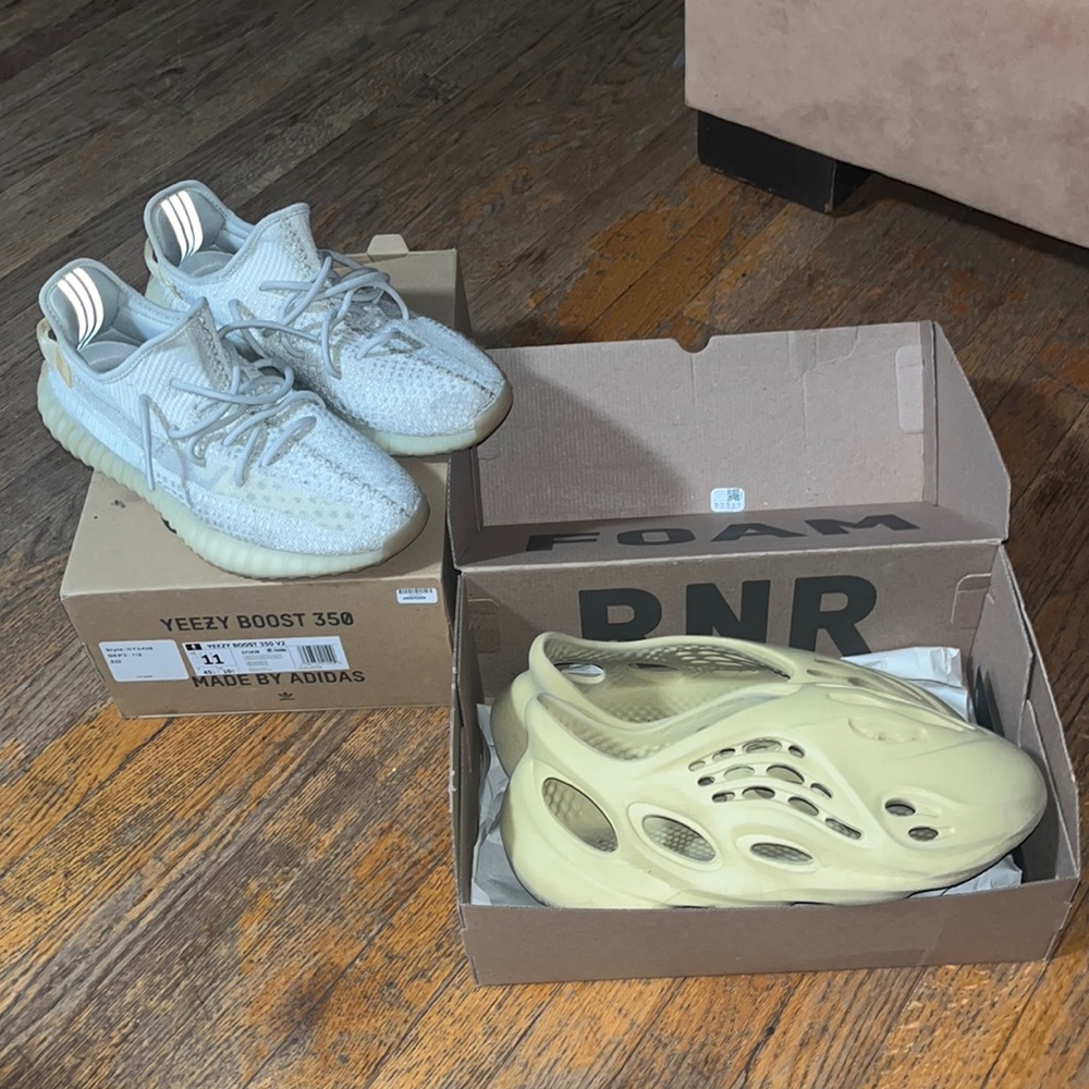 Yezzy 350 boost “light” and yezzy foamrunner “sulfur” size 11 for both